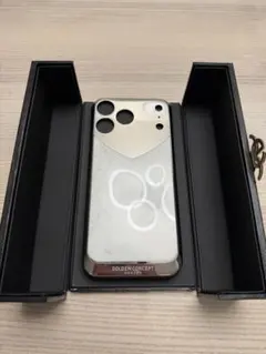 GOLDEN CONCEPT iPhone17promax用ケース