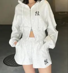 BTTF MLB バックトゥザフィールド　フード付きスウェットセットアップ