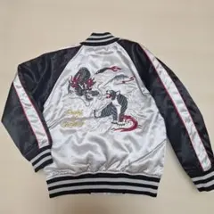 ドラゴンと虎の刺繍ジャケット　130 シルバー&ブラック