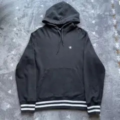 希少 Champion スウェット ブラックパーカー ロゴ刺繍 古着