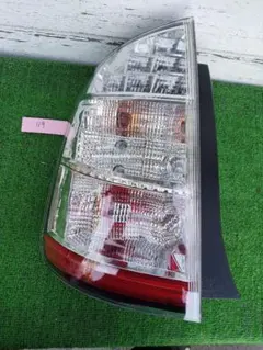 NHW20 プリウス 右側バックランプ STANLEY 47-13R - メルカリ