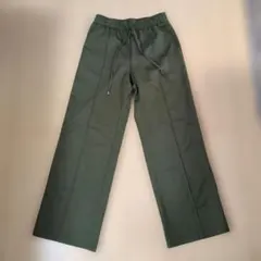 GU レディースパンツ カーキ Sサイズ センタープレス