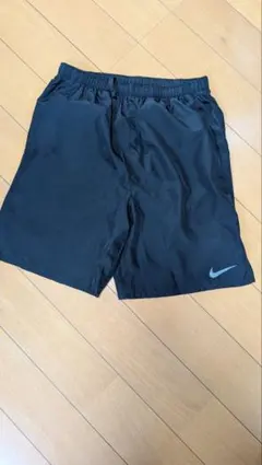 NIKE Dri-FIT ハーフパンツ ブラック Lサイズ　キッズ150