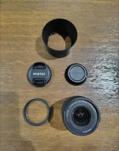 ペンタックス Q 02 STANDARD ZOOM 前後キャップ＆フード付きのサムネイル