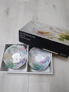 ガラス製　デザートボウル　柄あり　５枚組