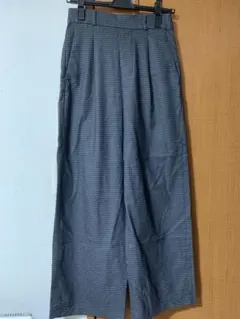 ユニクロ　グレー系チェック柄 ワイドパンツ