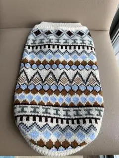 幾何学模様 ニット犬服 冬用　Mサイズ