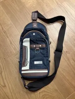 Item thumbnail for item d8da2358-6e7b-4421-abc0-433e914030e6