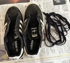 adidas22.5センチ黒スニーカーのサムネイル
