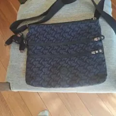 キプリング ショルダーバッグ - ナイロン　モンキーチャーム付き