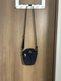 Item thumbnail for item 2554c17a-375a-4c97-9e42-ad76b975b3df