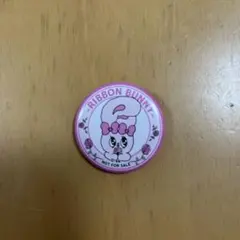 エスターバニー　くら寿司缶バッジ