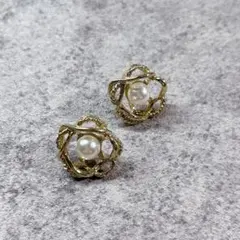 新品　綺麗めピアス　パールピアス　高見えピアス