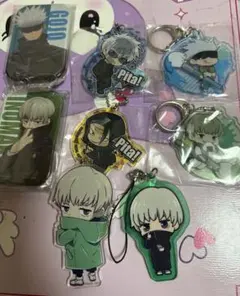 8/21まで　呪術廻戦 アクリルキーホルダー 缶バッチ