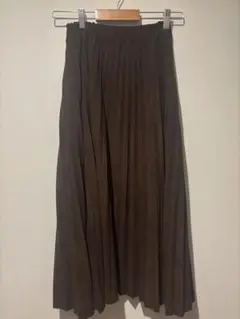 ブラウン プリーツロングスカート