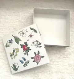 【六花亭】箱のみ 小物入れ 小箱 収納・片付けに 縦横:約15.5センチ【美品】のサムネイル
