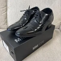 MM/ONE ブラック ドレスシューズ 42 エナメルシューズのサムネイル