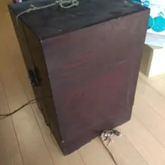 Item thumbnail for item f30a756f-ae2f-45f9-b285-85421f1dfb1a