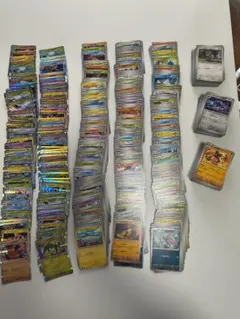 ポケモンカード　キラカード約100枚 ノーマルカード約600枚 サポートグッズ無