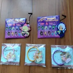 キャラクター　ラバーストラップ２個　アクリルヘアゴム3個