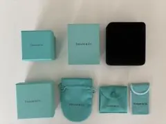 Tiffany & Coティファニージュエリーケース、巾着、携帯用袋、空箱7点のサムネイル