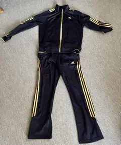 adidas ジャージ上下セット 黒/金