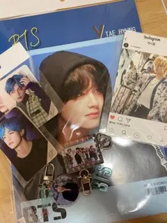 BTS V (テテ) ポスター、キーホルダー等　テテづくし