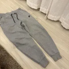 ナイキ Nike グレー ジョガーパンツ スウェット テックフリース Mサイズ