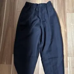 gu 黒スラックス