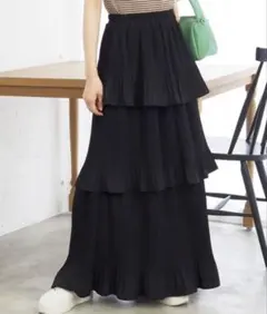 【値下げ23日まで】tiptop 3段プリーツティアードスカート　ブラック　黒