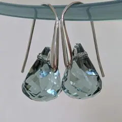 スワロフスキー　Lunar ドロップピアス　フックピアス　おまけ付き