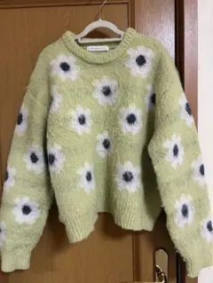 花柄ライトグリーンセーター サイズFのサムネイル