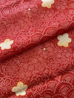 着物はぎれ 赤 1枚 B375