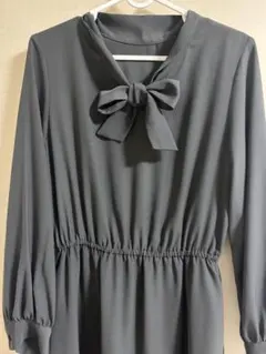 グレー リボン付き 長袖ワンピース