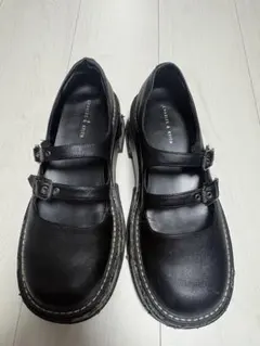 CHARLES & KEITH 厚底メリージェーン ブラック　39のサムネイル