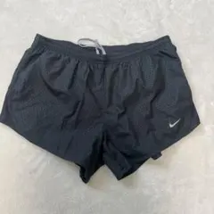 ランニングショーツ