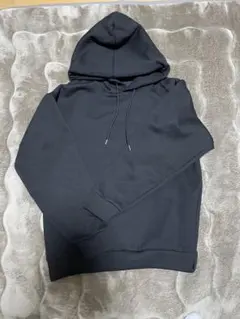 黒のパーカー GU メンズ　Sサイズ