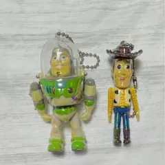 バズ・ライトイヤー ウッディ ストラップ付き　フィギュアセット