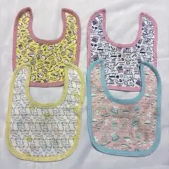 西松屋　ねこ　スタイ　よだれかけ　ビブ　4枚セット