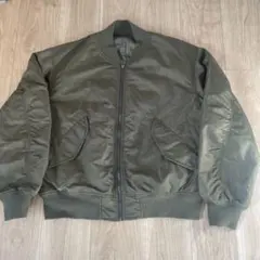 人気モデル‼️GU ヒートパデッドMA-1ブルゾン オリーブ サイズ　　Mサイズ