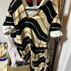 新品タグ付き　ヴィヴィアンウエストウッド　ロングワンピース　オーブ　スリット 新品タグ付き ヴィヴィアンウエストウッド ロングワンピース