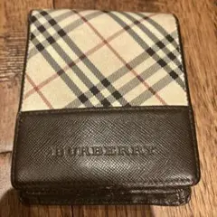 Burberryの折りたたみ財布