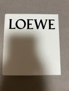 LOEWE ギフトボックス 空箱のサムネイル
