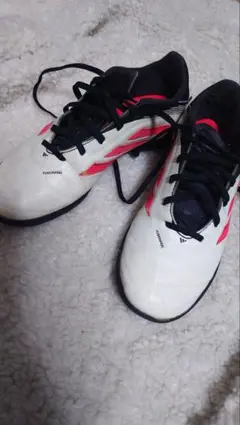 期間限定値下げ！！adidas コパ　 サッカートレーニングシューズ　22cm