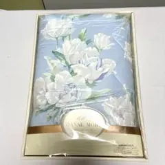 西川の合繊肌掛け布団　 HANAE. MORI デザイン