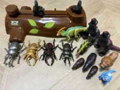 アニア　昆虫フィギュア　4体　バトルステージ　セット おまけ付き