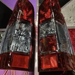 ハイエース テールランプ 純正タイプ キャンディスモーク 40% 左右セット ハイエース テールランプ トヨタ純正 キャンディスモーク 40% 左右