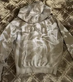 （値下げ交渉⭕️）BlessU グレー パーカー フロントポケット付き