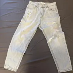 Bershka ダメージ加工 デニムパンツ ライトブルーのサムネイル