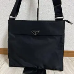 ✨美品✨PRADA ナイロン 三角ロゴ ショルダーバッグ サコッシュ 黒
